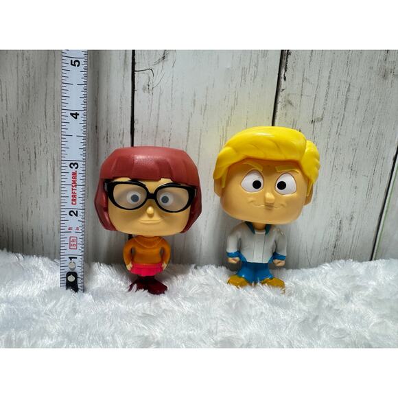 Scooby Doo Fred Jones and Velma Bobbleheads. No box - Picture 3 of 5